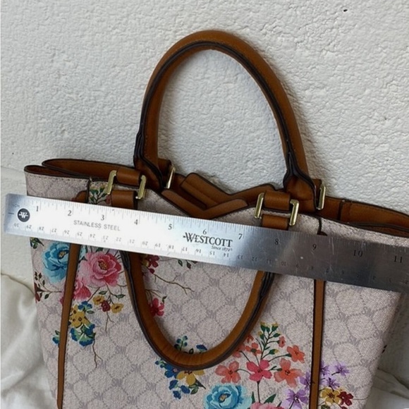 Steve Madden Bjapan floral crossbody bag - Picture 8 of 10